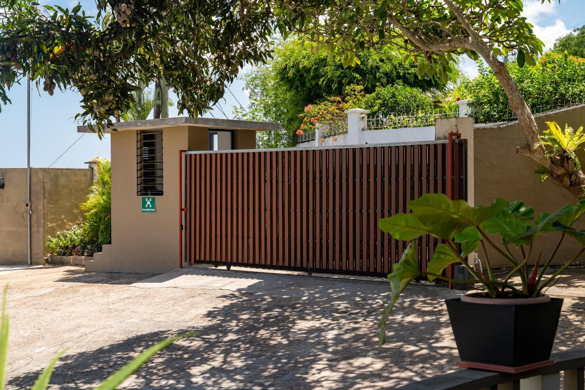 The Ridge Residence Victoria Exterior photo